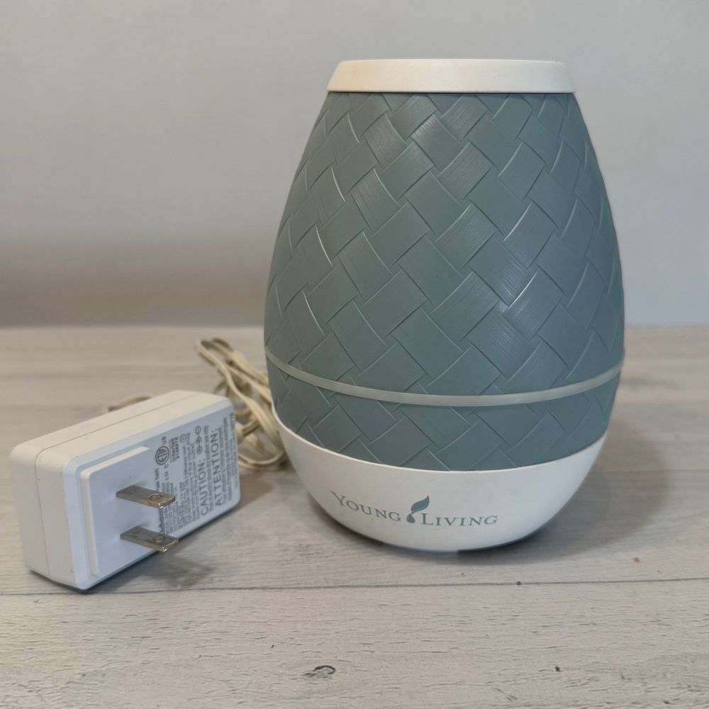 Young Living sweet aroma ultrasonic diffuser